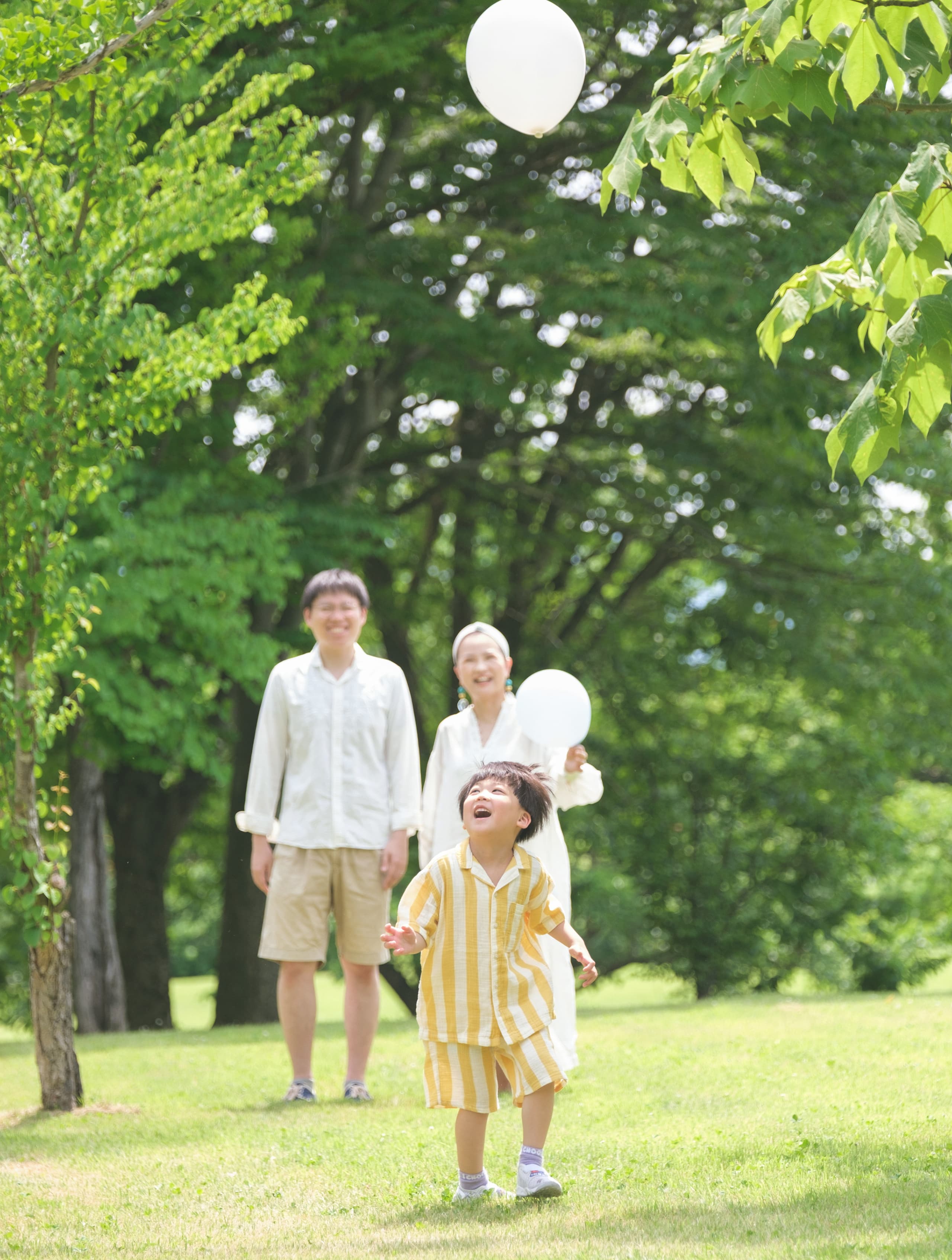 家族のロケーションフォトとキッズのロケーション写真  