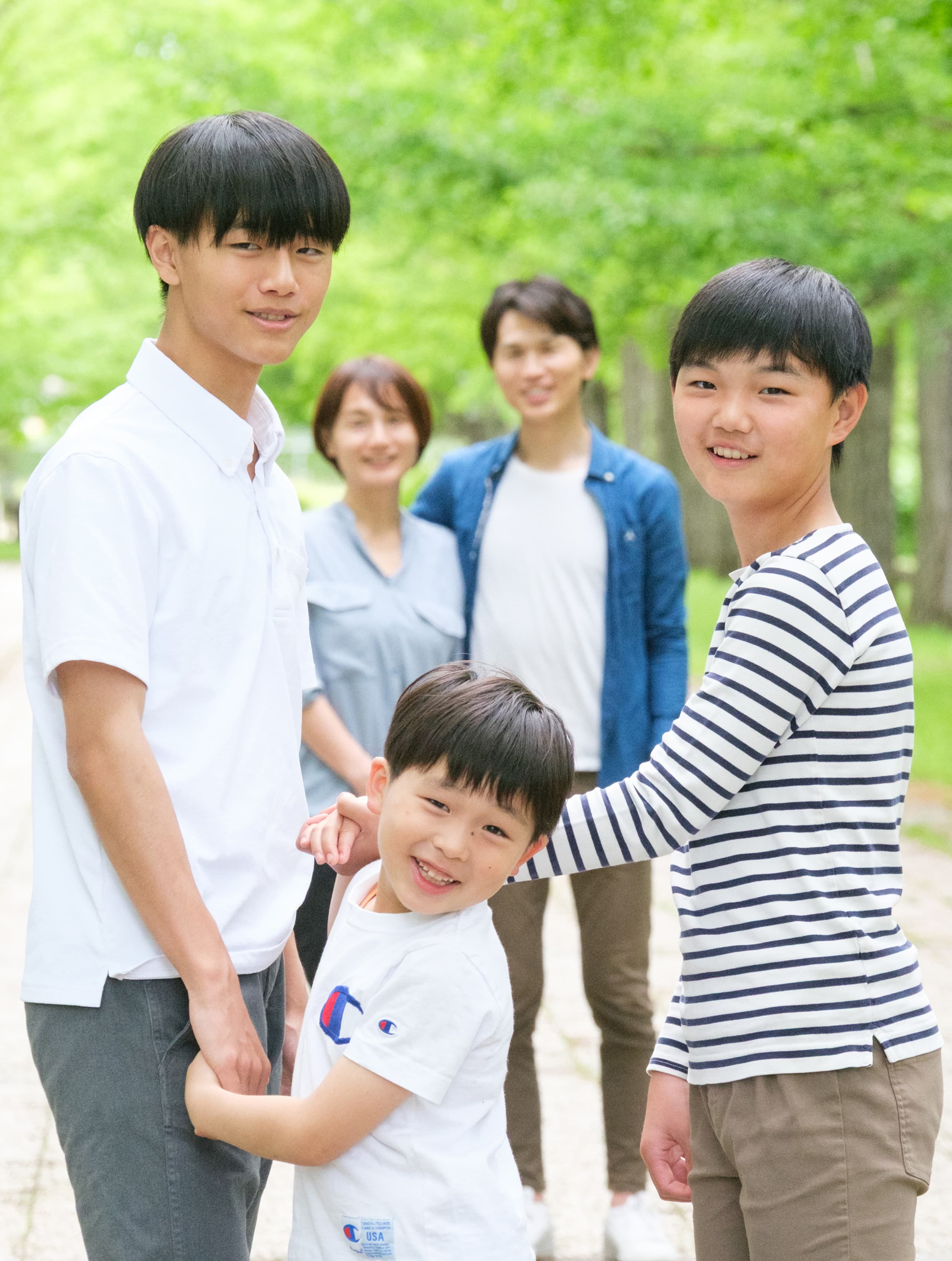 家族のロケーションフォトとキッズのロケーション写真  