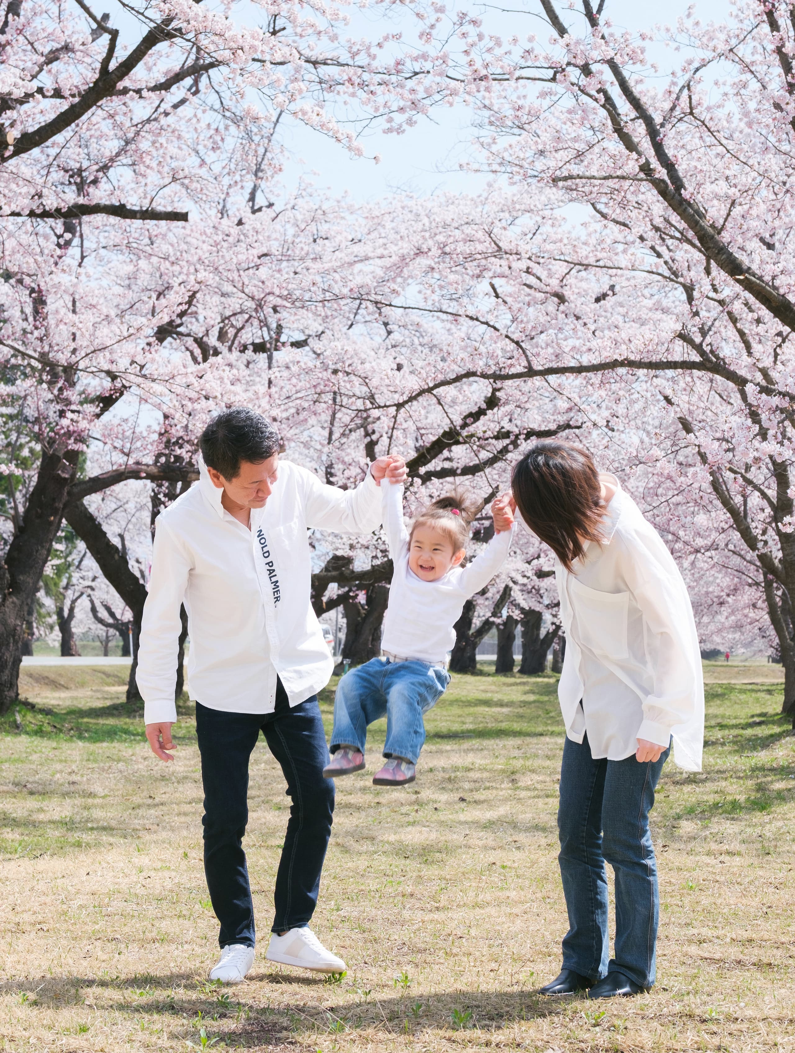 家族のロケーションフォトとキッズのロケーション写真  