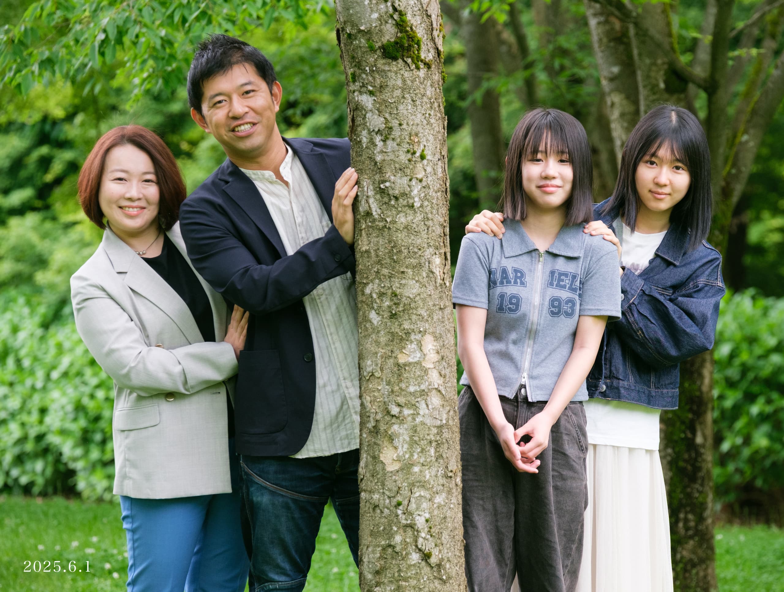 家族のロケーションフォトとキッズのロケーション写真  