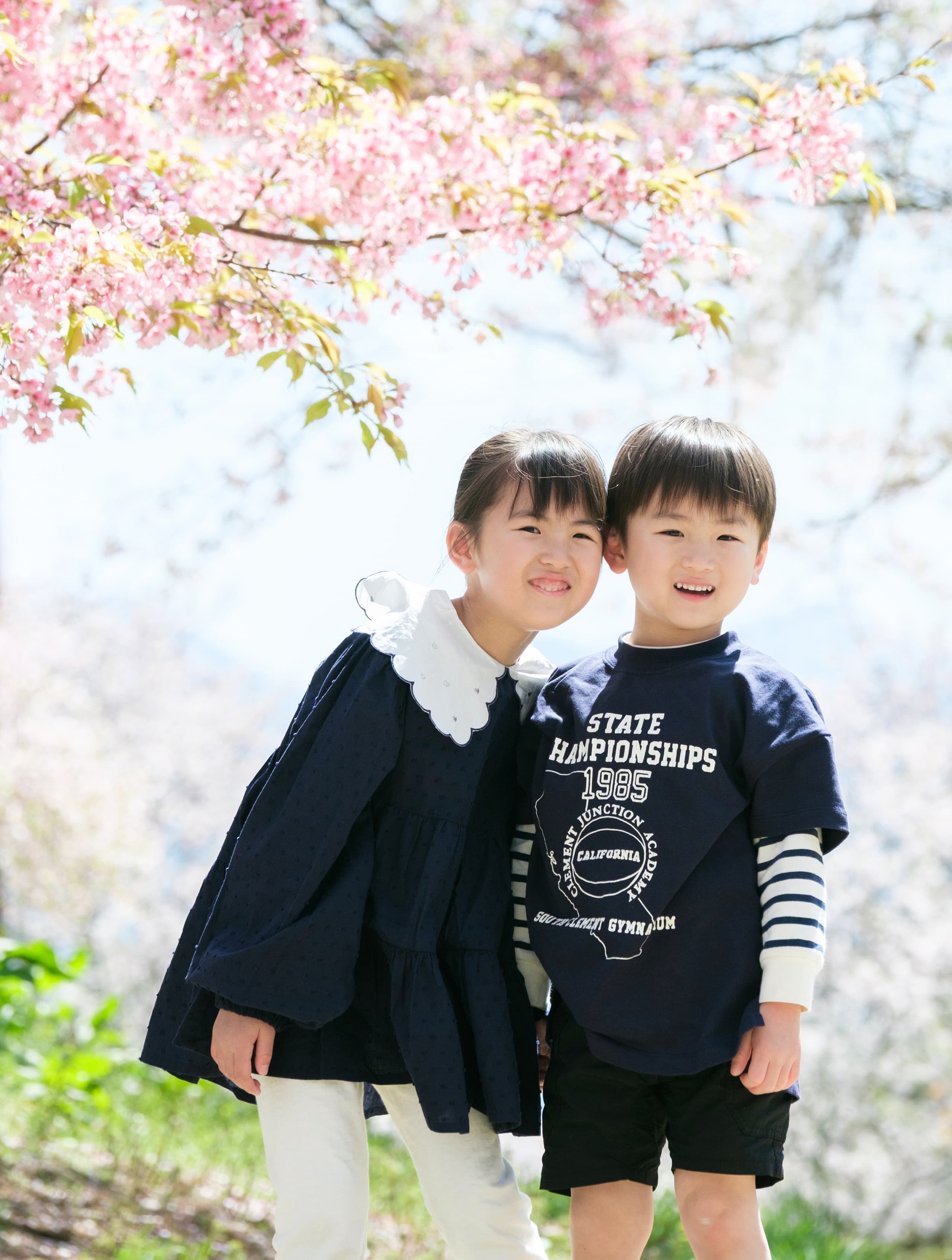 家族のロケーションフォトとキッズのロケーション写真  