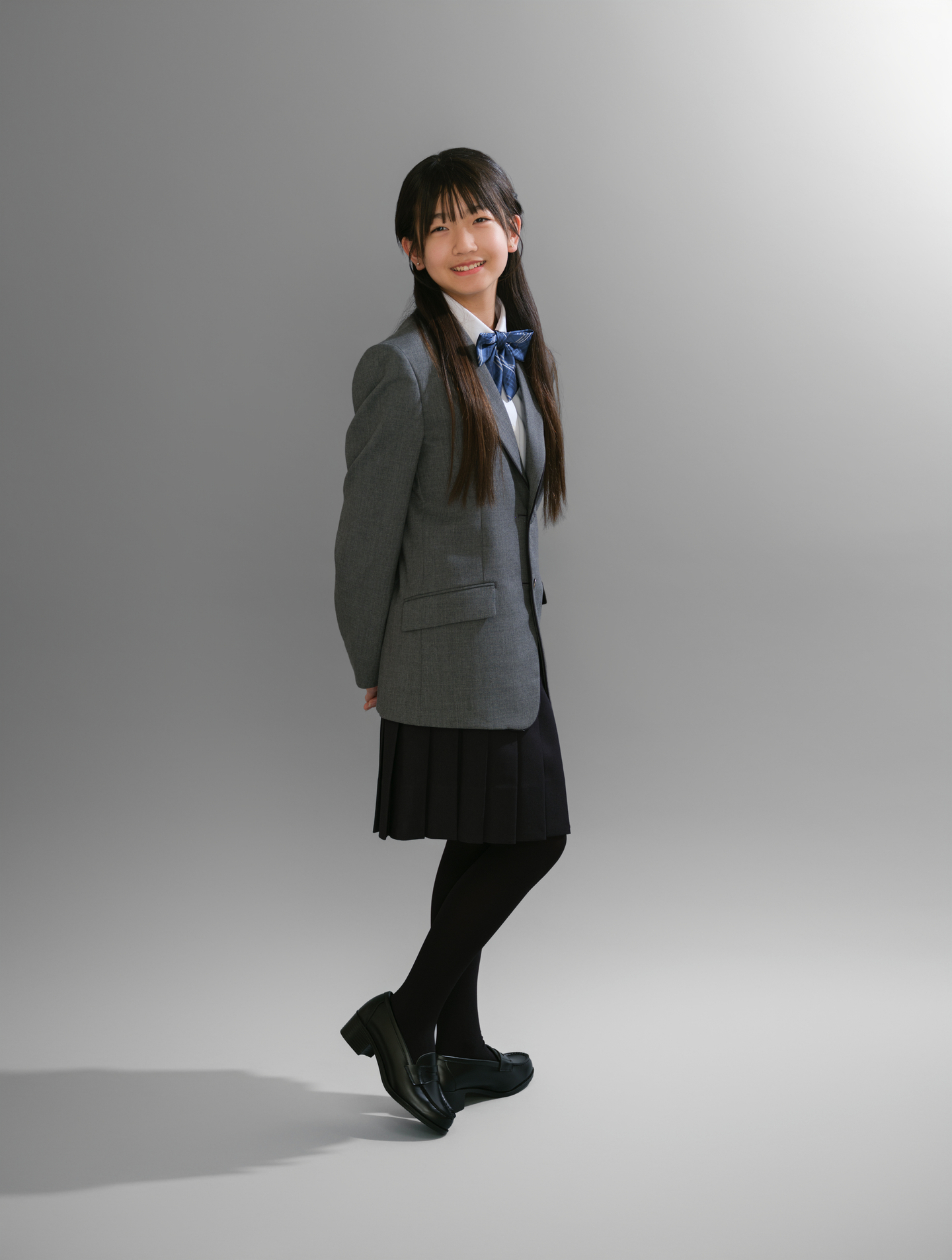 制服姿の卒業記念写真