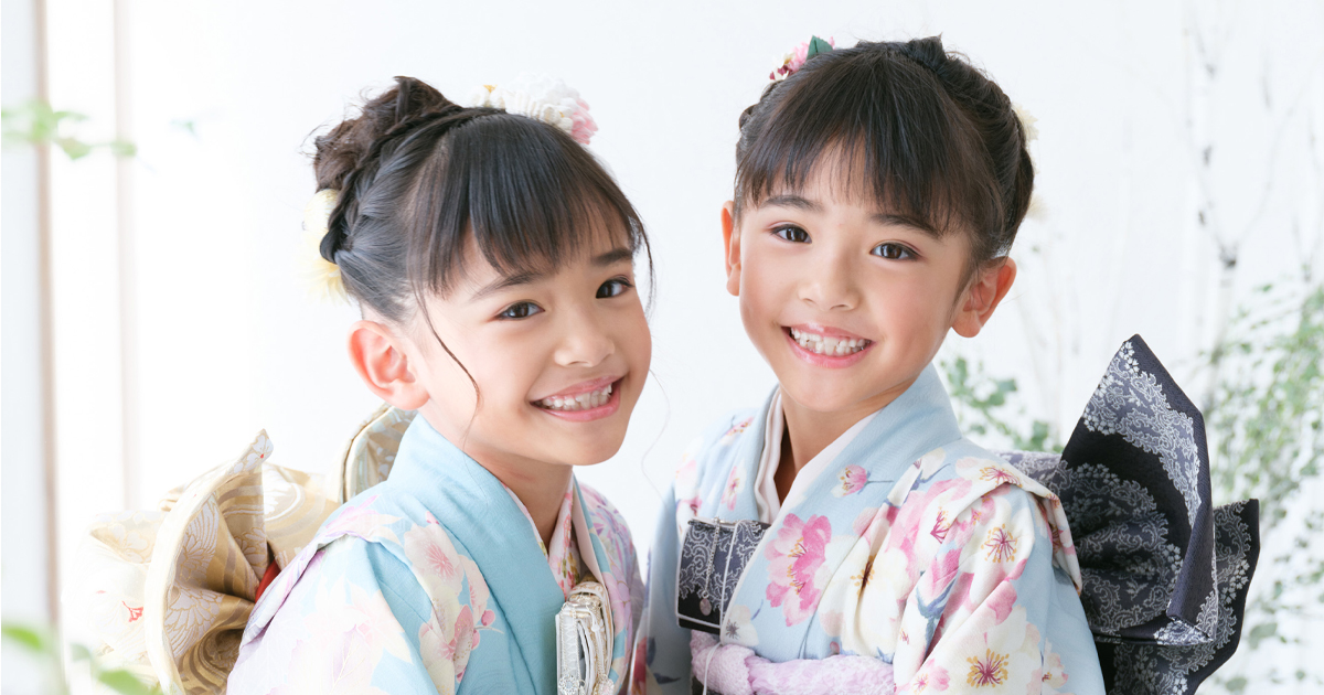 七五三7歳 双子の姉妹 和装 東根市 佐直写真館