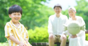 スマイルキッズ2025🌈 家族でリンクコーデの記念写真✨